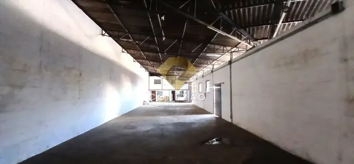 Galpão com 934m² de área construída na Vila Mascote - SP