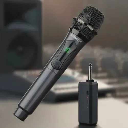 Microfone sem Fio Profissional Karaokê Portátil Bluetooth Pen-drive FM Aux Sd