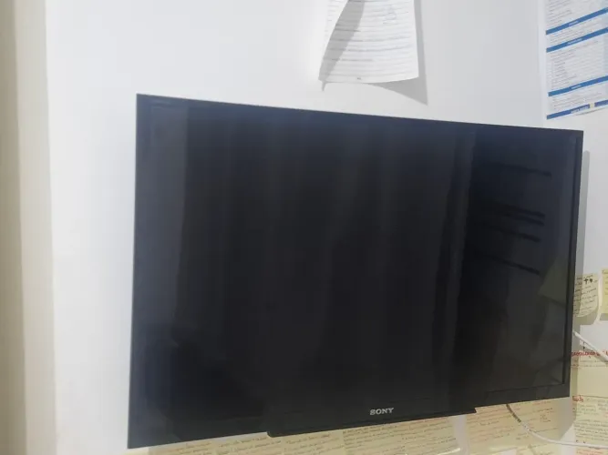 TV Sony Bravia 32" LED HD (Modelo KDL-32R305B) com Conversor Digital
