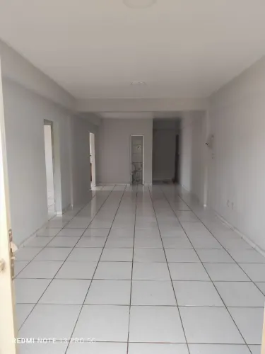 Alugo apartamento Grande no aeroporto velho