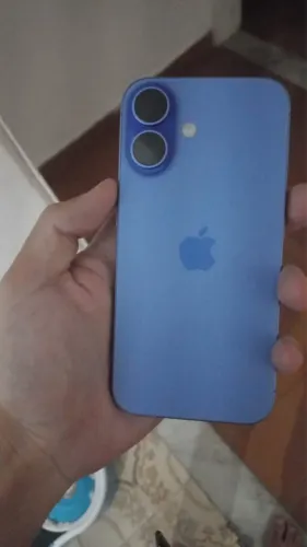 iPhone 16