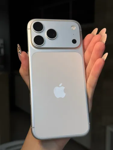 iPhone 17 pro max 1tb