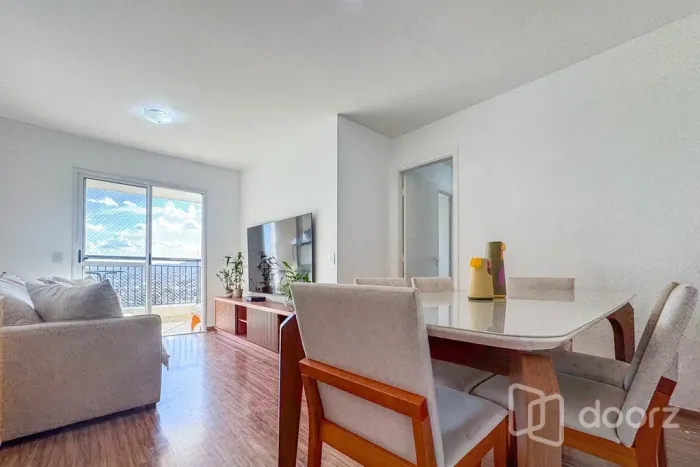 Imóvel na Ministro Petrônio Portela com 3 dormitórios e 81m²