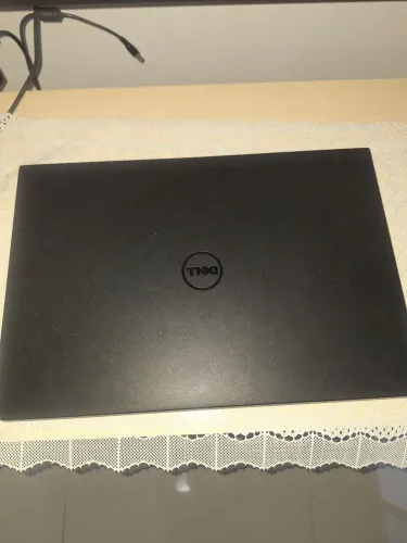Notebook Dell i3 1 TB