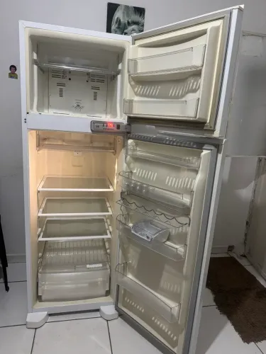 Geladeira Frosfree
