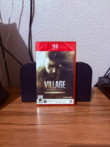 Jogo de Nintendo Switch 2 Resident Evil Village Lacrado