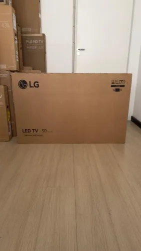 Smart TV LG 50 polegadas 50AU801C UHD 4K ThinQ AI HDR10 AI Sound Compatível com Alexa