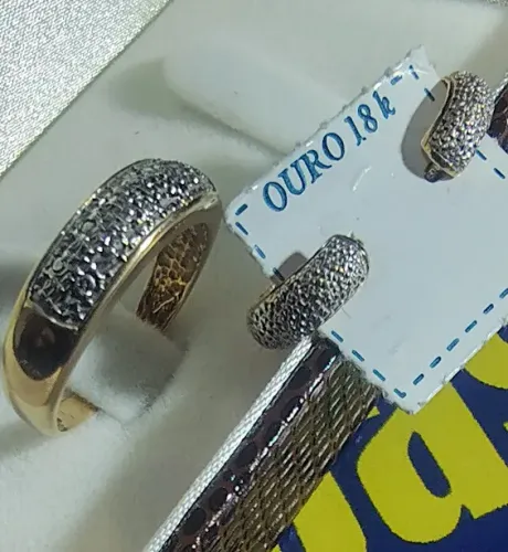 Conjunto Anel e Brincos Diamantes Anel Peso 3.50 Gramas Topo 5 mm Brincos 2.41 Gr 11x3 mm
