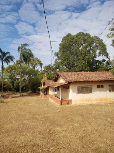 Chácara 8,12 Ha no Incra 08 com 5 casas Alexandre Gusmão - Brazlandia Brasília