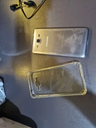 Samsung J5