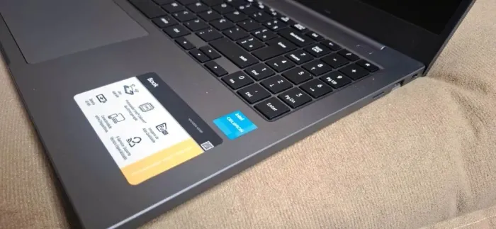 Notebook Samsung Galaxybook com Windows e Office instalados