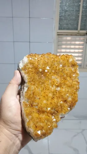 Peça de citrino coloração perfeita, com mais de 2 kg  perfeito pra sua coleção 