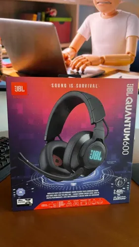 Headset Gamer Sem Fio JBL Quantum 600 (Na Caixa / Estado de Novo)
