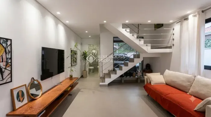 Imóvel para aluguel possui 152 metros quadrados com 3 quartos