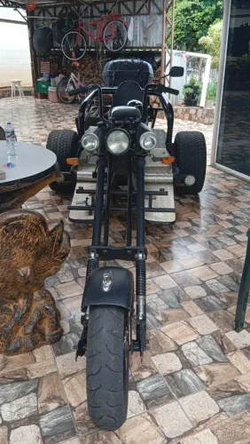 Venda ou troca por moto ou carro