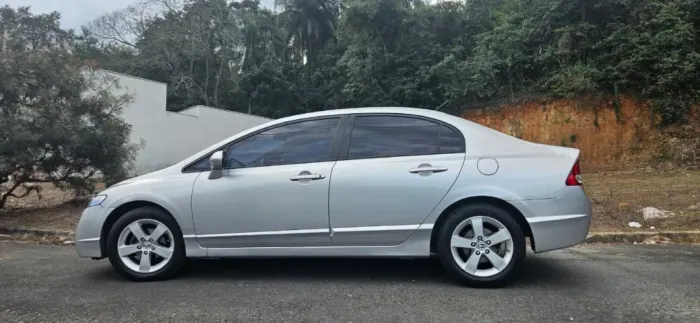 Honda Civic Sedan LXS 1.8/1.8 Flex 16V Aut. 4P 2007