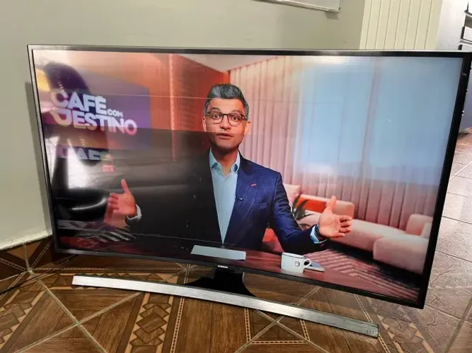 Televisão 48''