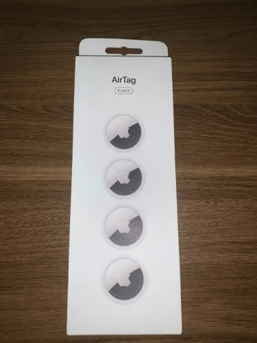 Apple AirTag 2ª Geração - 4 Unidades | Novo e Lacrado