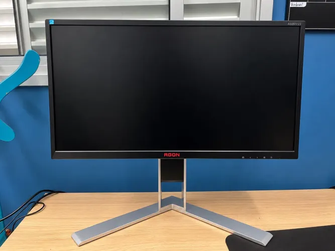  Monitor Gamer AOC AGON 24,5? 240Hz Full HD