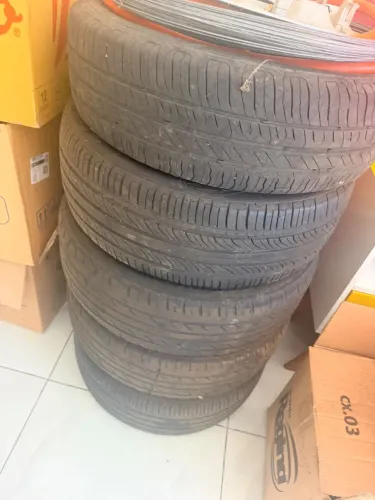 Pneu 1856515 pneu 2256517