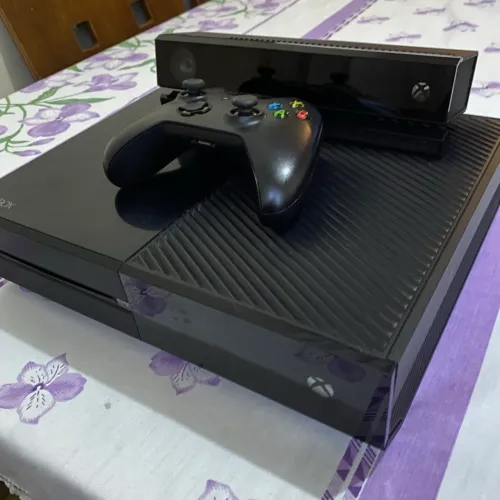 Xbox One Fat c/ Kinect