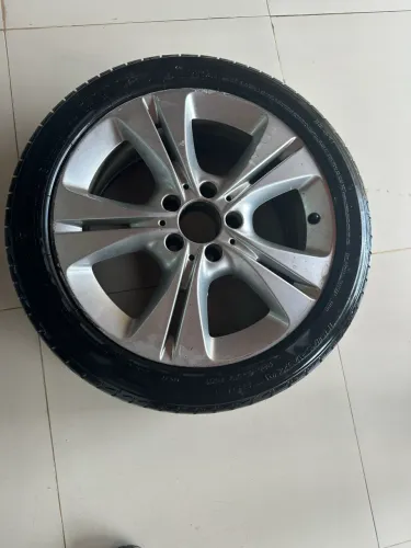 Rodas da Mercedes C180 