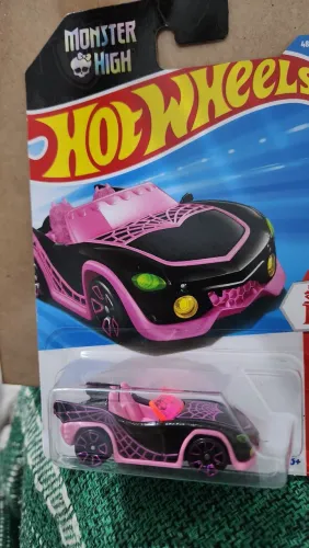 Hot Wheels Monster High Ghoul Mobile