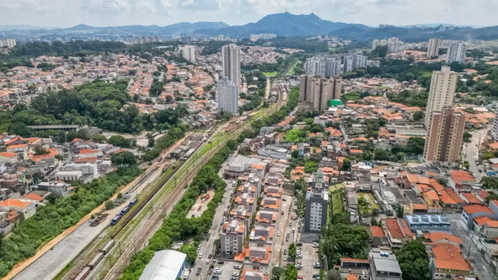 Terreno comercial para venda em Vila Pereira Barreto, 751m²