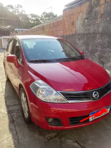 Nissan Tiida S 1.8/1.8 Flex 16V Mec. 2012