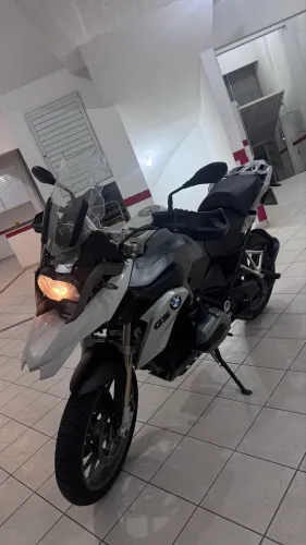 BMW R 1200 GS baixo km 16.700 manual e chave cópia