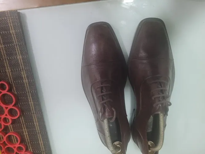 Sapato em couro marrom  Crawford tamanho 42