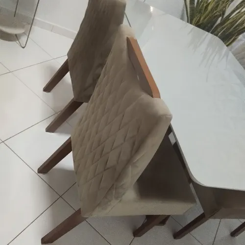 Mesa 4 cadeiras