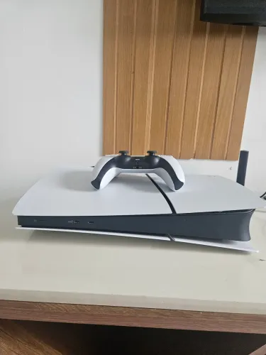 PS5 Slim mídia digital