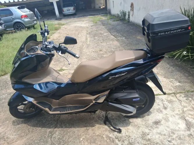 Moto PCX DLX 160 2025 Azul
