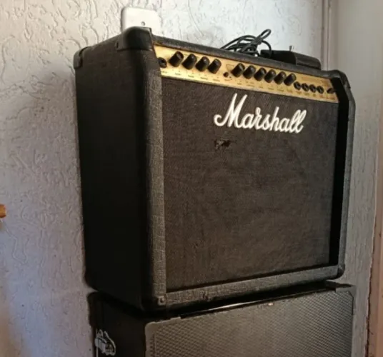 Amplificador Marshall Inglês
