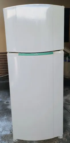 Geladeira. Consul. Degelo seco. 440L. 220v
