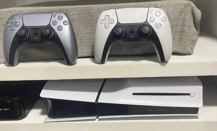 PS5 Slim com Leitor de Disco