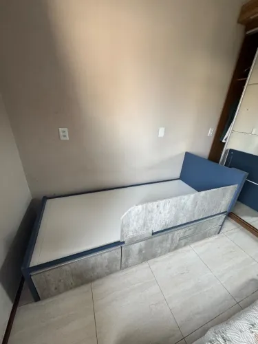Cama de solteiro