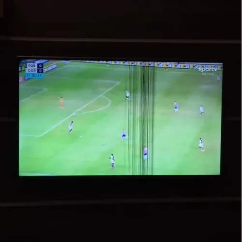 Tv LG 4K Smart 43UJ6565- defeito na tela
