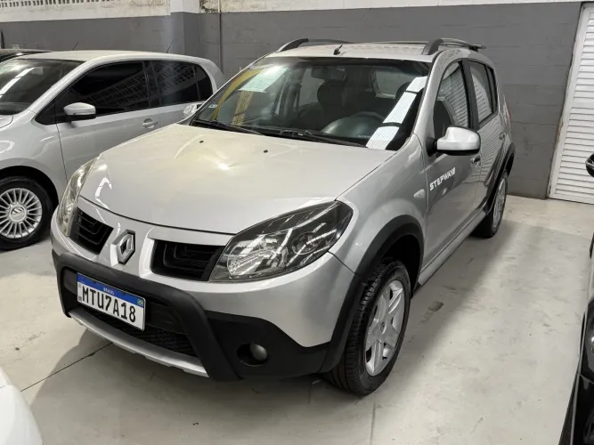 Renault Sandero Stepway Flex 1.6 16V 5P 2011