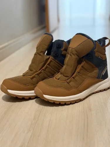 Bota NOVA Quechua para neve Tam 39