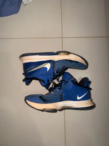Tênis Nike LeBron Witness 5 Azul - Tamanho 44 - Com Caixa Original