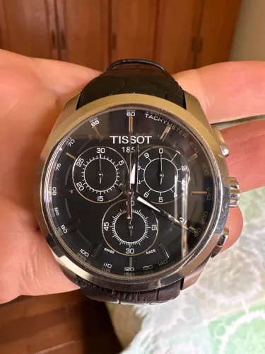 Tissot Couturier Chronograph Swiss Made Safira Original T035.617.A