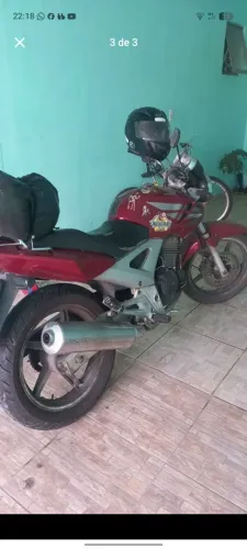 Moto com algumas coisa pra fazer vazamento de óleo barulho sem baú bora fazer negócio 3500