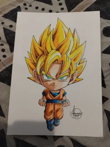Desenho realista Goku em miniatura