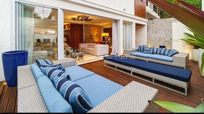 Descubra uma residência excepcional, com vista panorâmica deslumbrante no pacembu com 700.