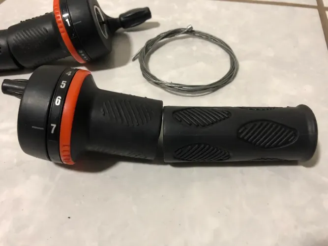 Alavanca Grip-Shift 21 V com cabos