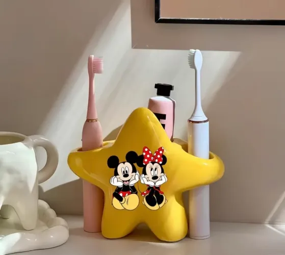 Portas escovas de dentes infantil 