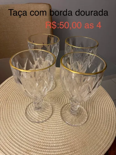 Taças de vidro