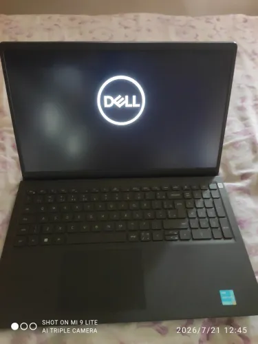 Notebook Dell Inspiron 15 3511 8 GB memória DDR 4 HD SSD mvme 120 GB